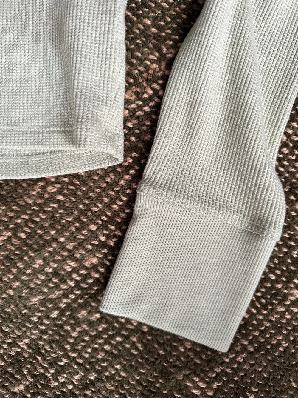 American Eagle Long-Sleeve Ribbed Mock Neck Top in Light Sage